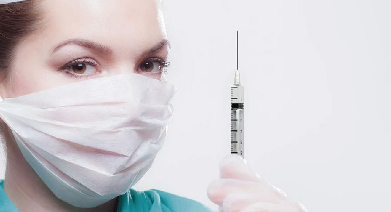 Vacunarse contra el coronavirus para encontrar trabajo, ¿la nueva normalidad?