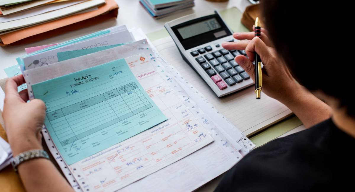 Los grandes contribuyentes que expidan documento pos deben implementar el nuevo pos electrónico