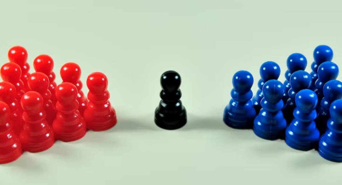 Los pros y contras de no tomar partido en un conflicto empresarial