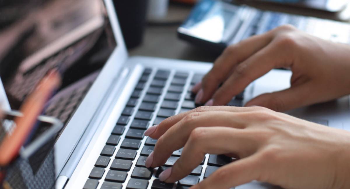 La DIAN publicó la tercera compilación de la doctrina oficial sobre la Reforma Tributaria de 2022 (Ley 2277)